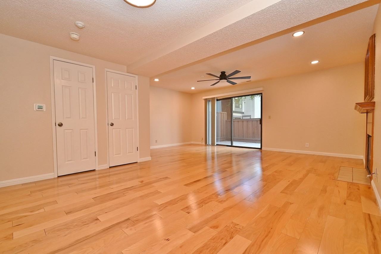 36895 Newark Blvd - Photo 6 of 25