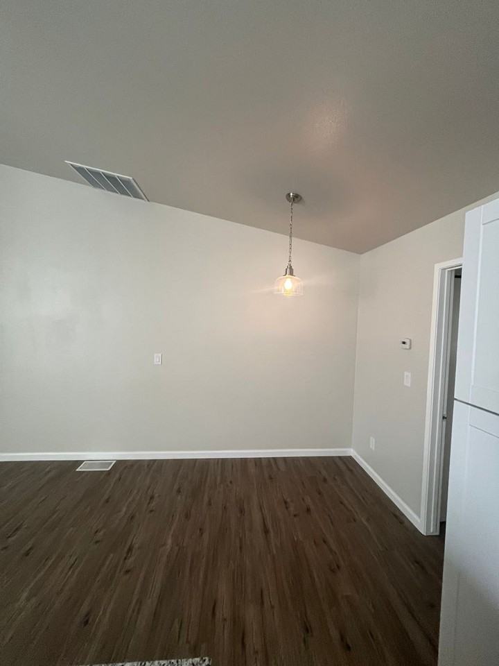 1280 Dora Dr - Photo 3 of 9