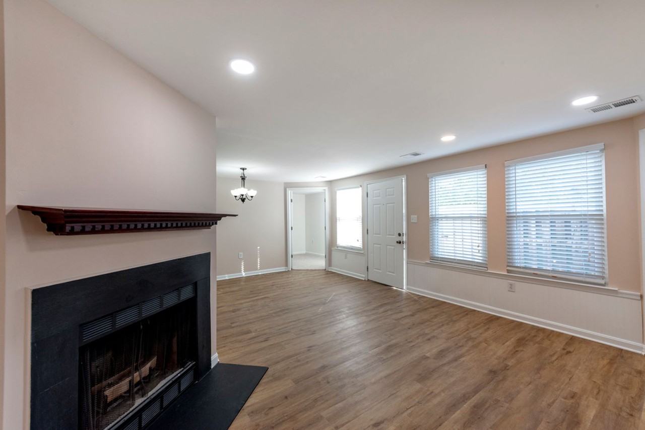 4356 Pembrook Village Dr #65 - Photo 3 of 10