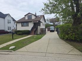 9804 Linn Ave - Photo 1 of 1