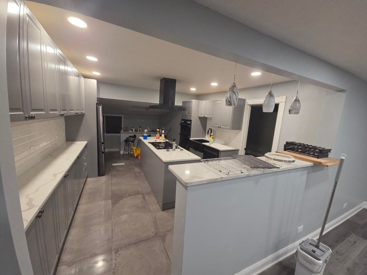 9804 Linn Ave - Photo 3 of 17