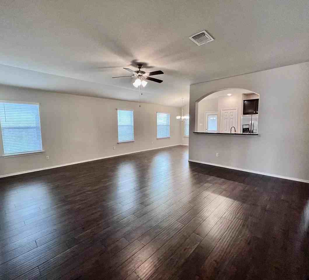 6320 Dorthy Muree Dr - Photo 2 of 29