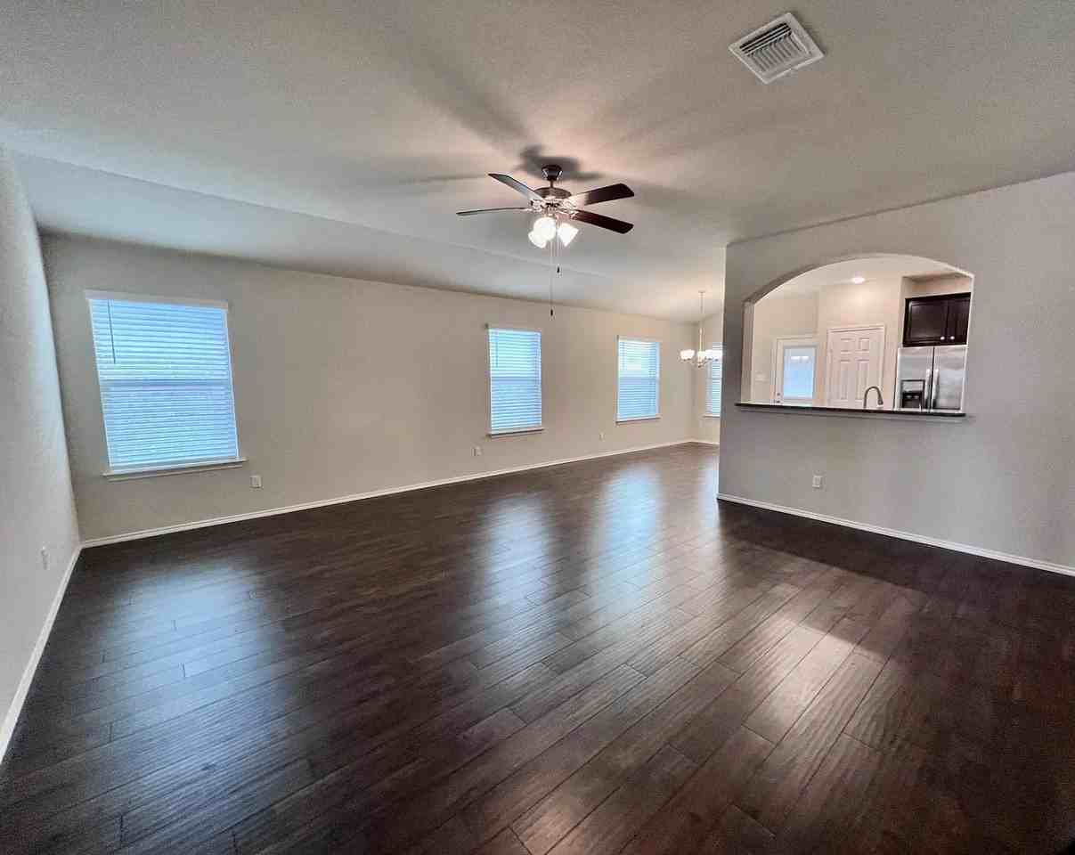 6320 Dorthy Muree Dr - Photo 3 of 29
