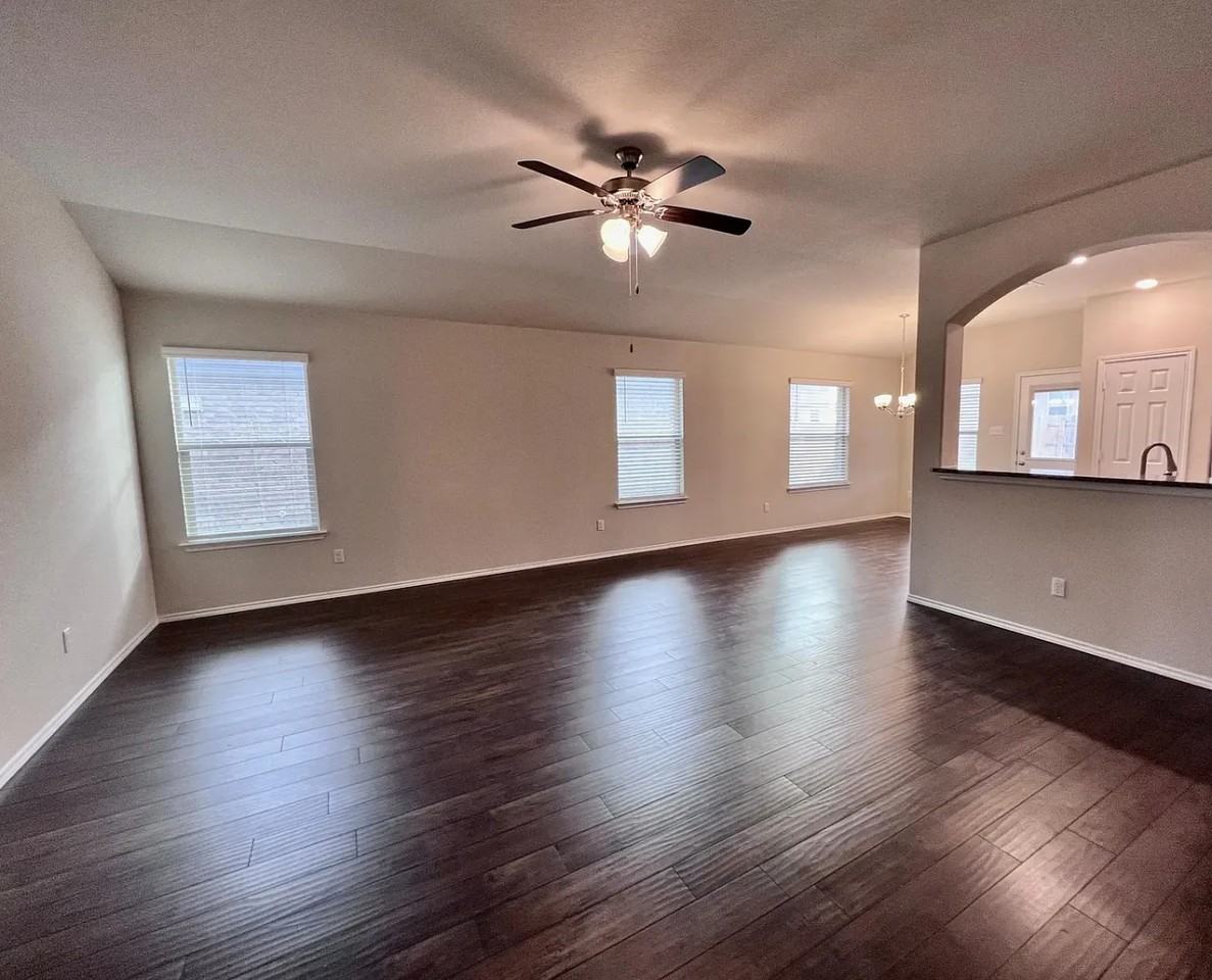 6320 Dorthy Muree Dr - Photo 4 of 29