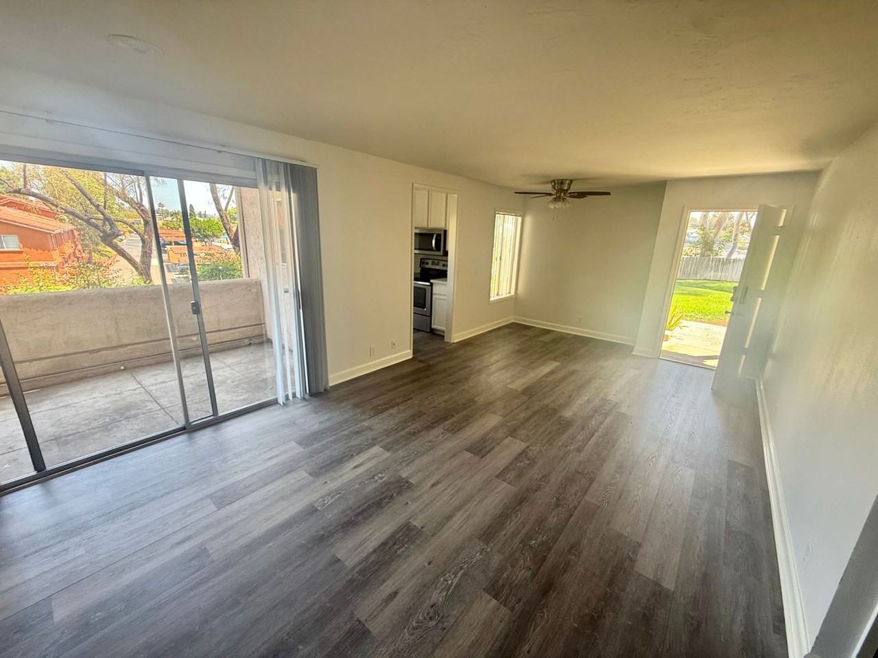 237 Diamond Way - Photo 2 of 15