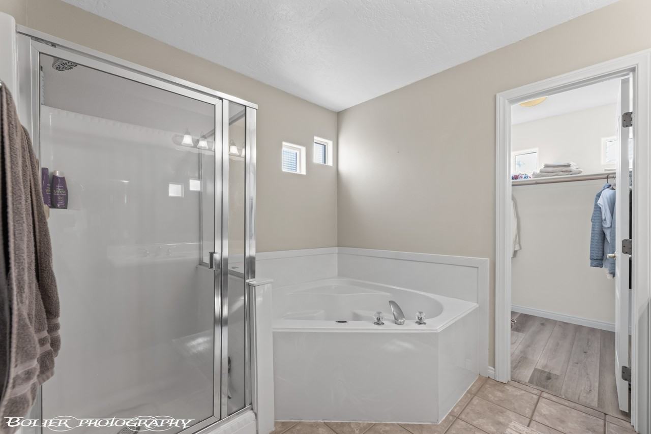 241 Palmer Ln #1 - Photo 5 of 50