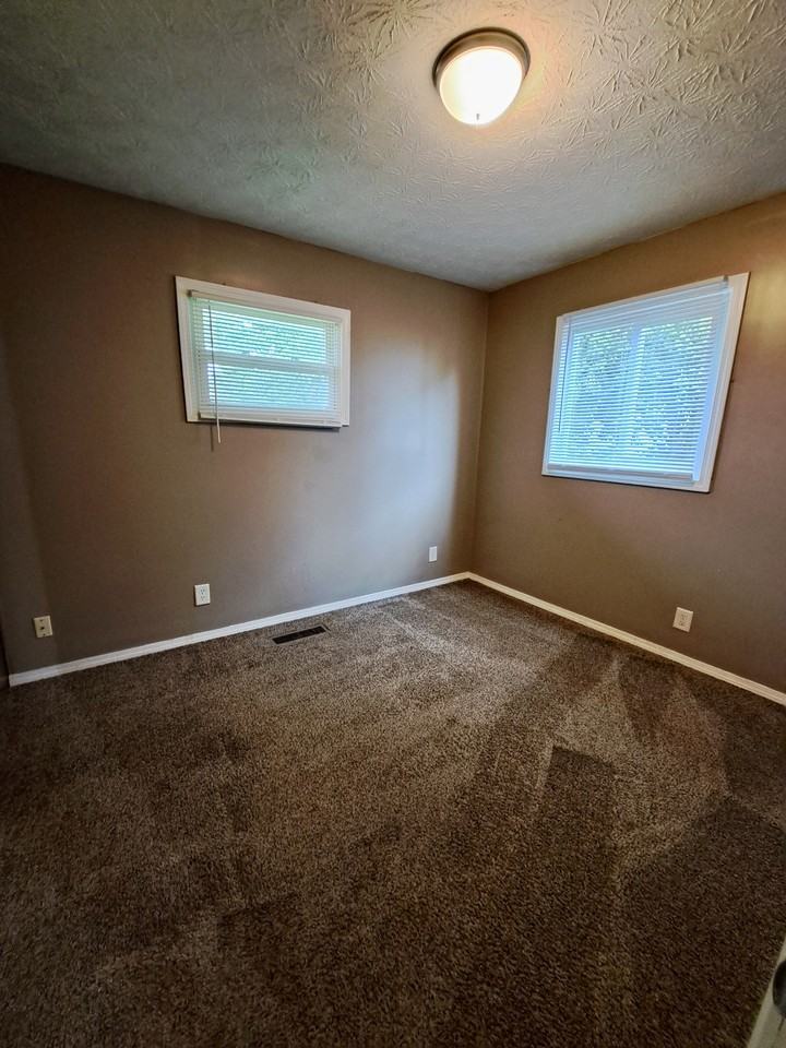 4161 Mapleleaf Dr #1 - Photo 7 of 10