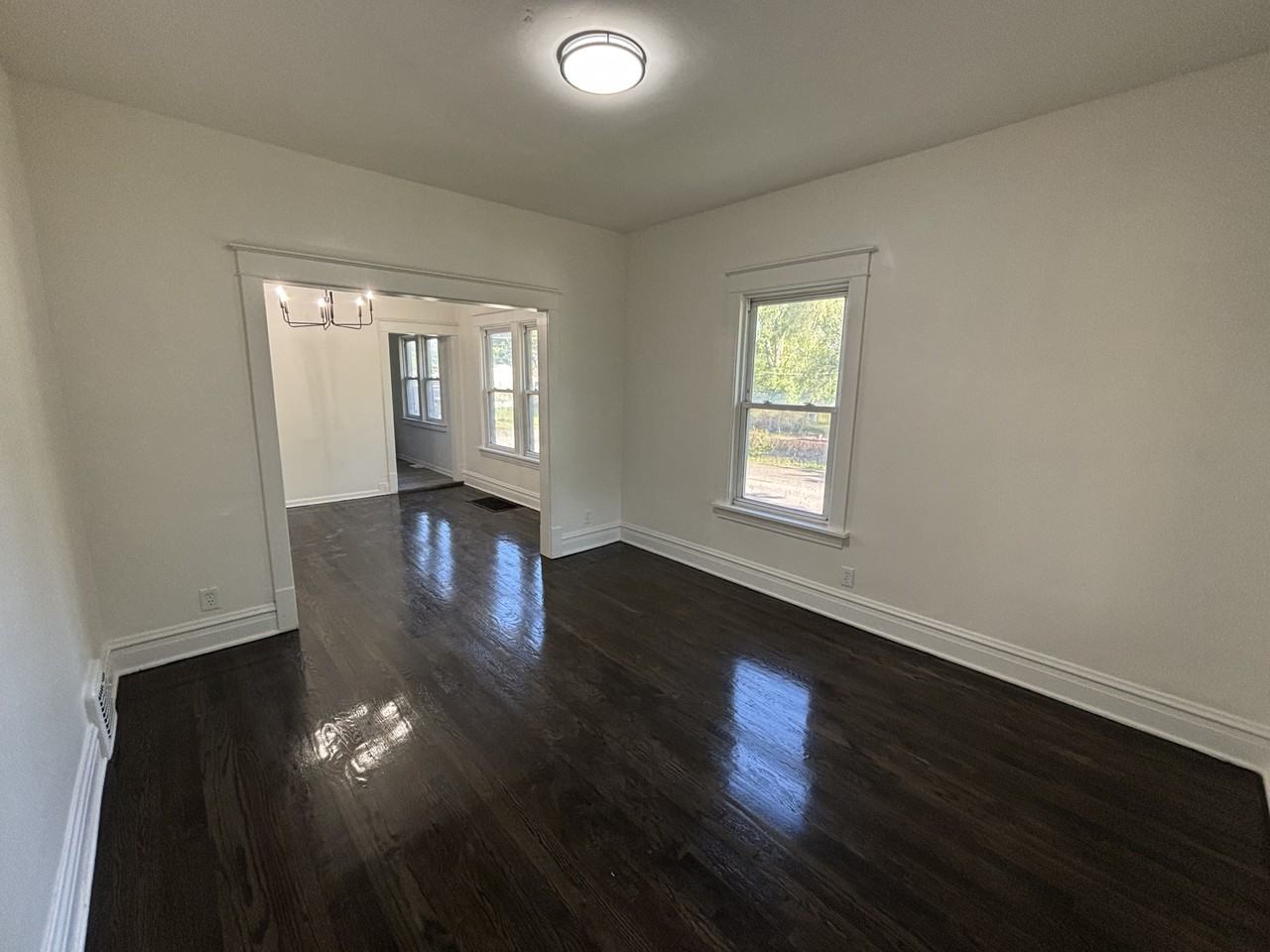 395 Porter St #1 - Photo 3 of 16