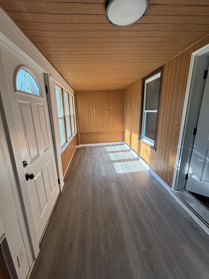 395 Porter St #1 - Photo 7 of 16