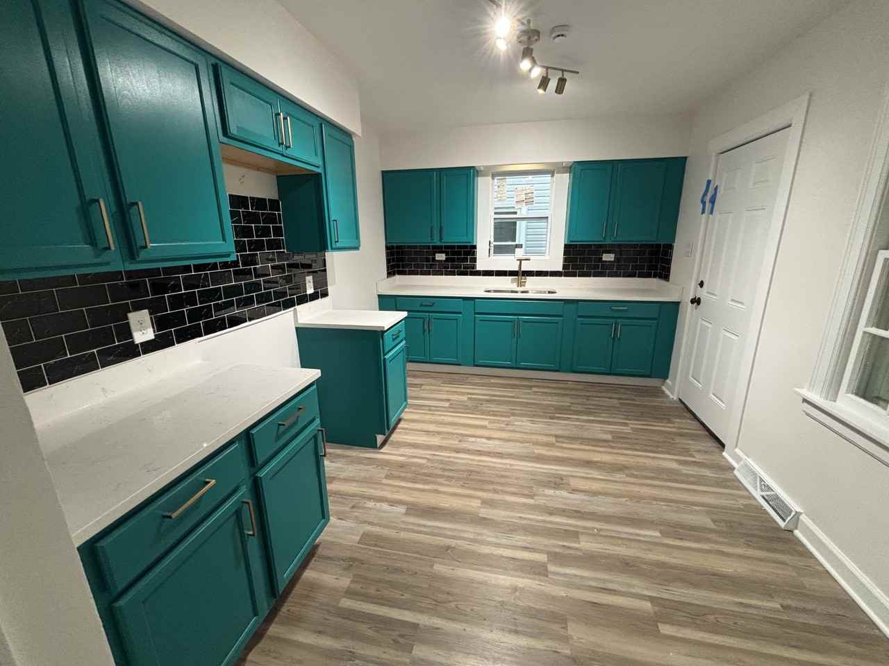 4800 Monroe St #1 - Photo 5 of 12