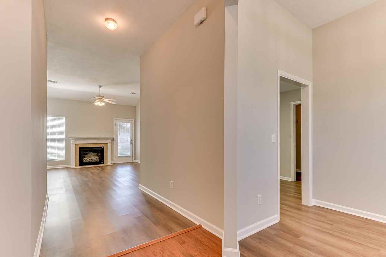 536 Stirling Bridge Rd #1 - Photo 3 of 27