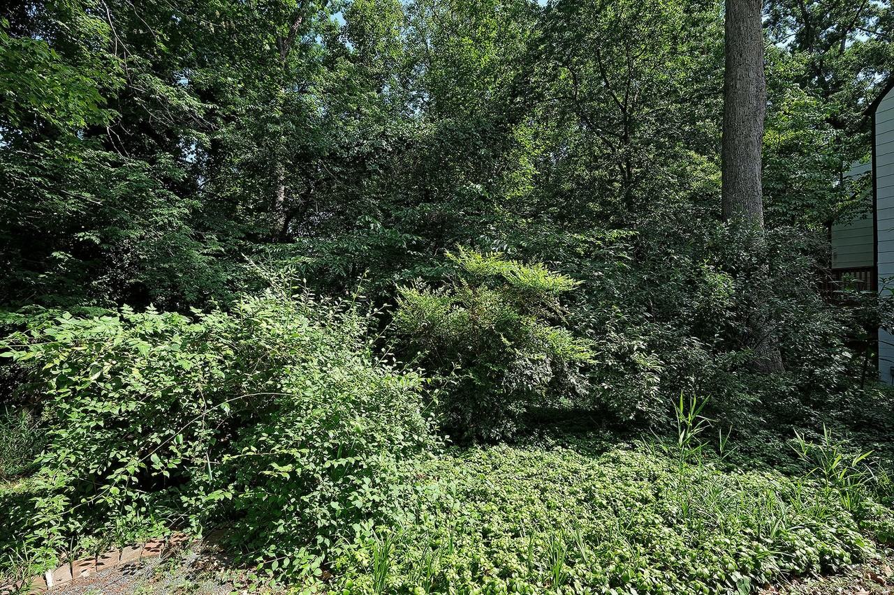 2704 Eton Rd #B - Photo 7 of 9