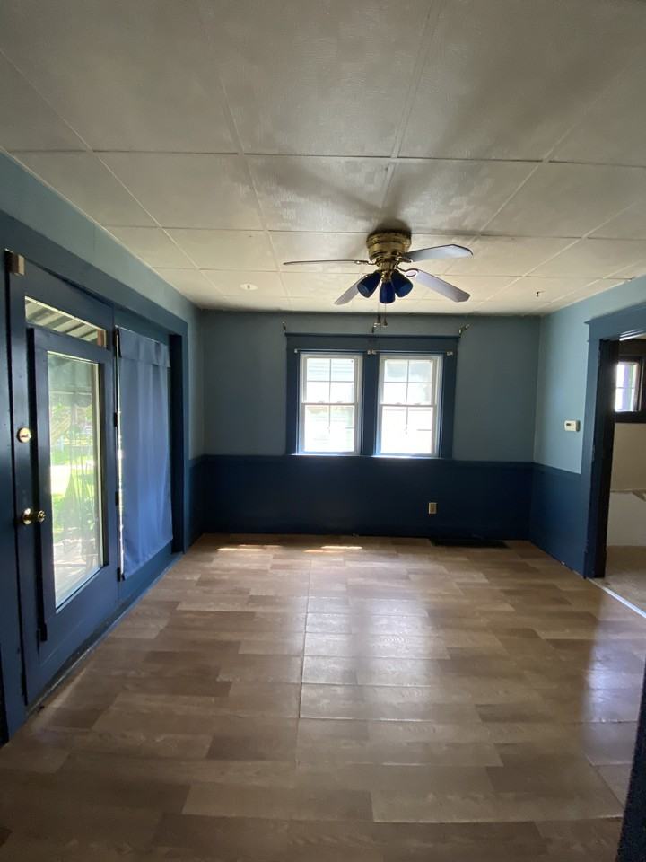 523 New Castle Ave #1 - Photo 7 of 10