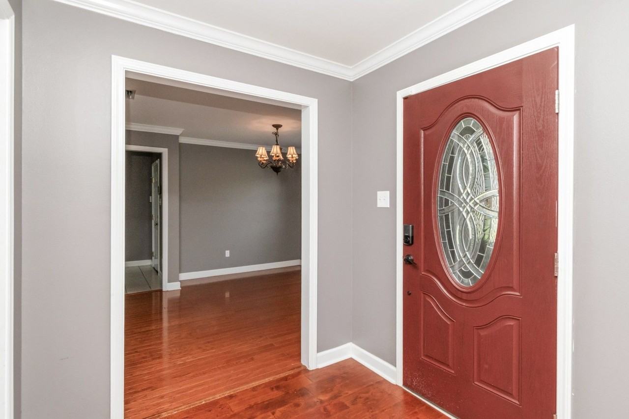 7130 Haleys Way - Photo 2 of 28