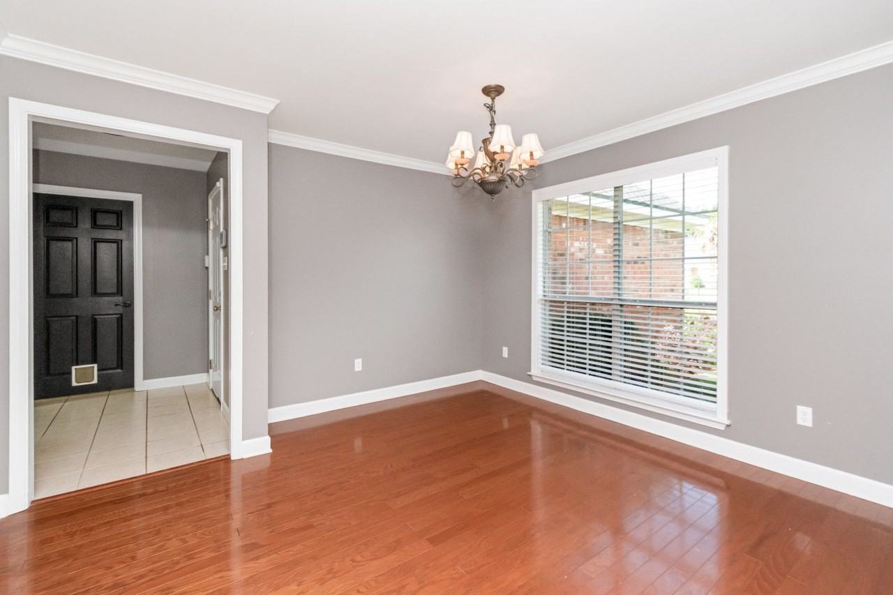 7130 Haleys Way - Photo 3 of 28
