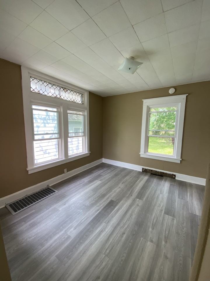 285 Malleable St #1 - Photo 7 of 10