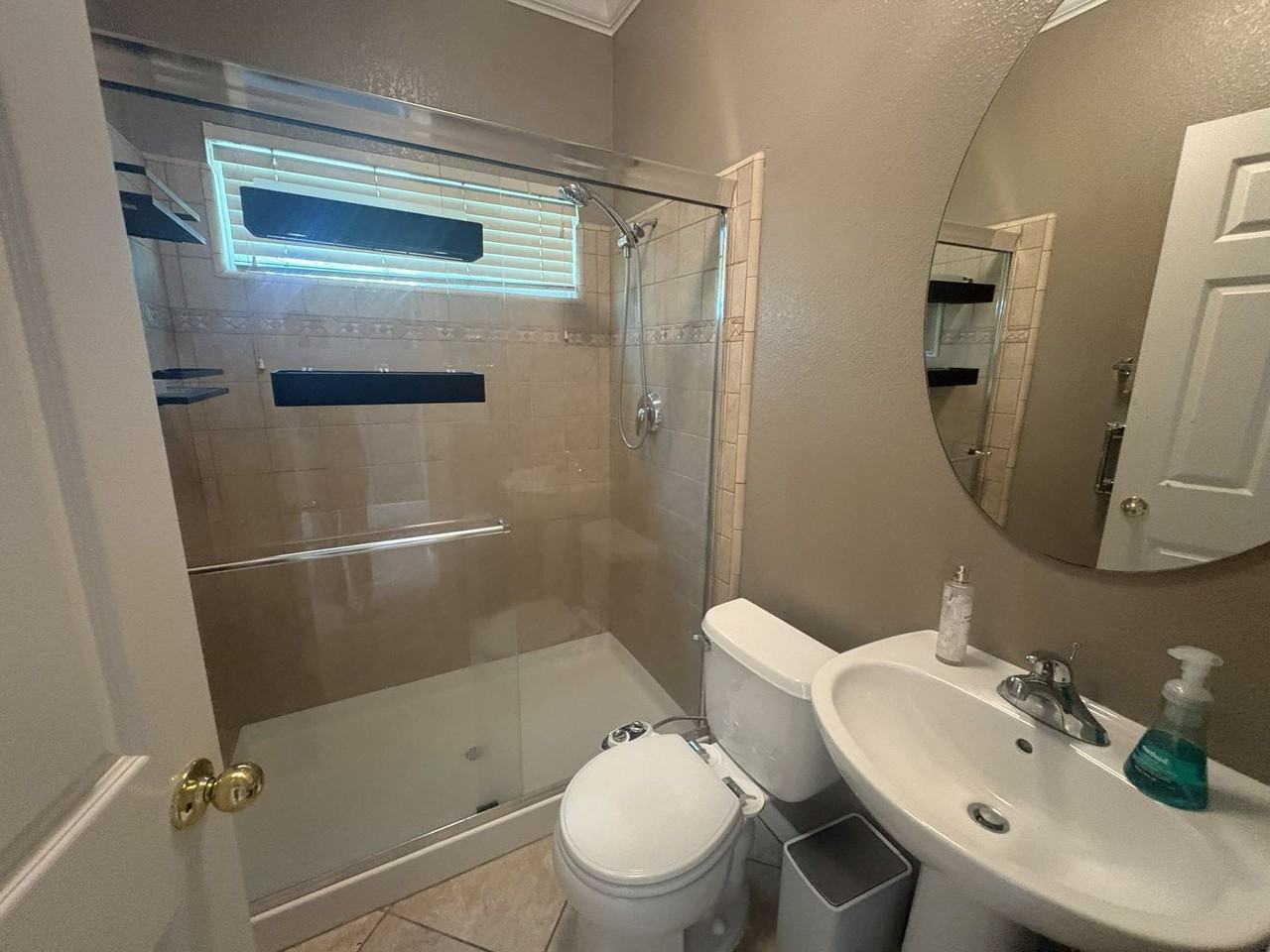 9745 W Taron Dr - Photo 4 of 28