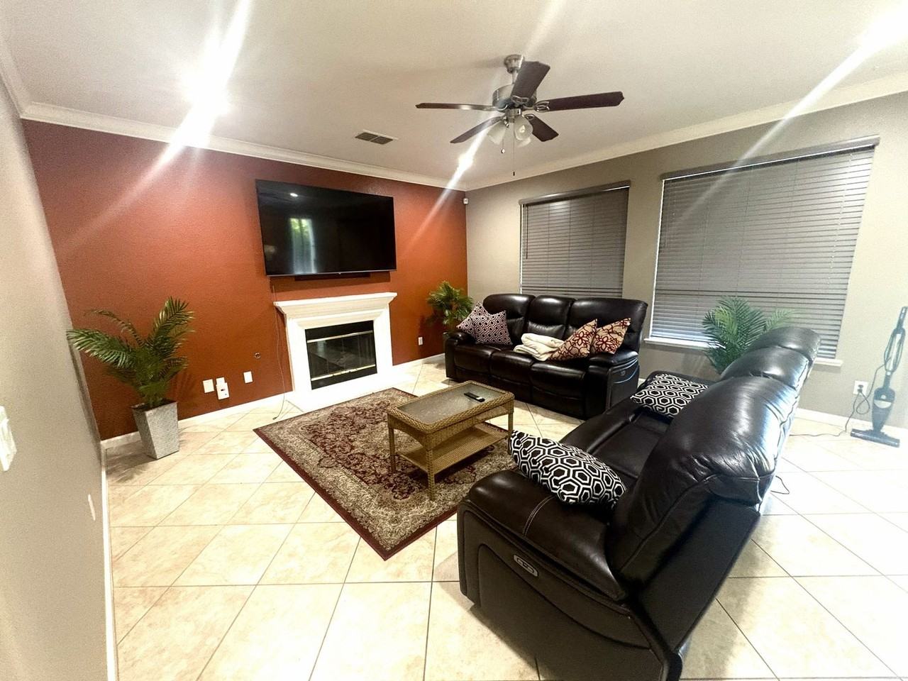 9745 W Taron Dr - Photo 5 of 28
