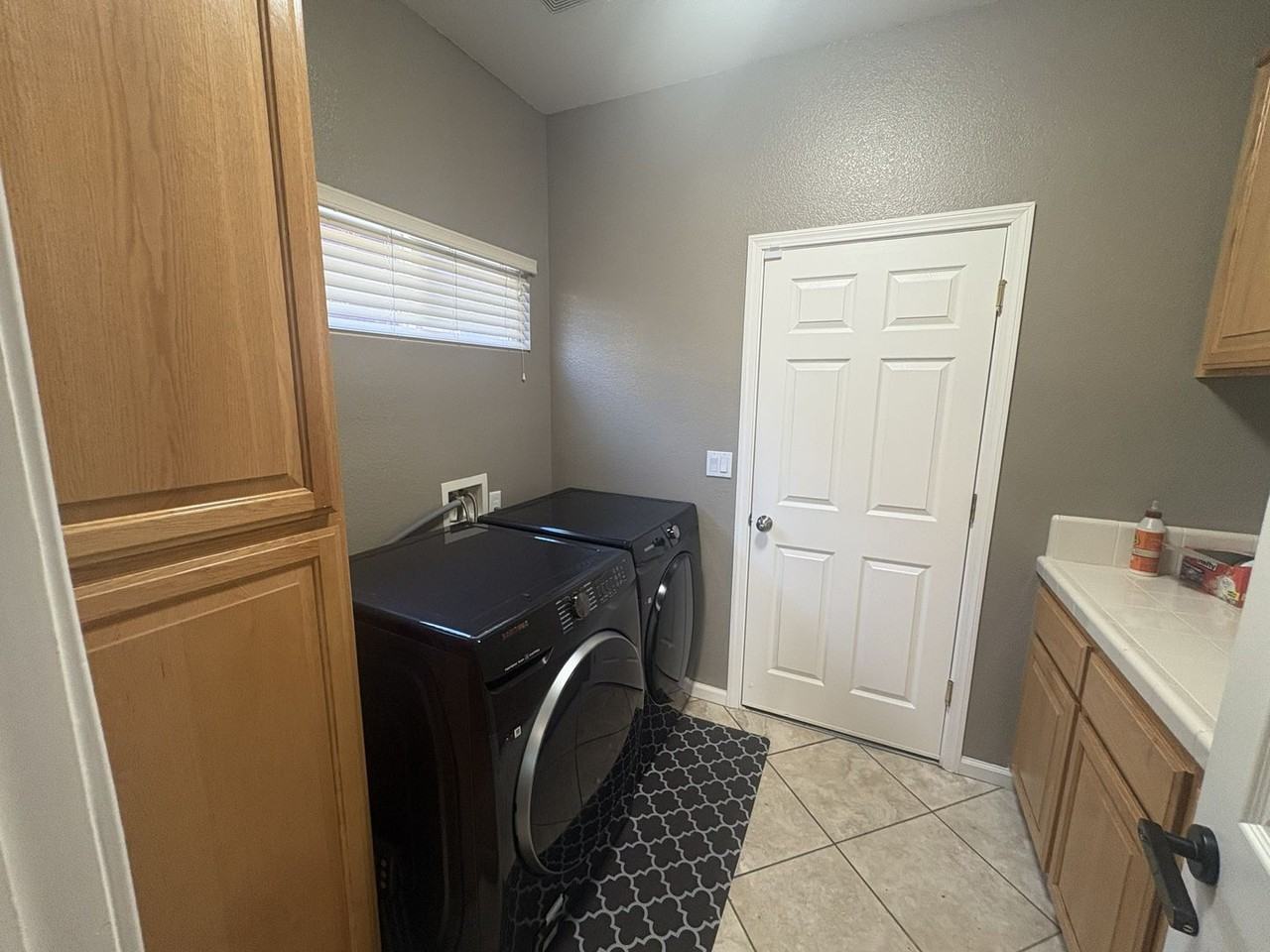 9745 W Taron Dr - Photo 7 of 28
