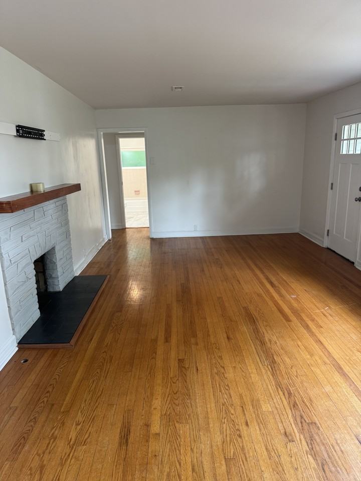 3005 Shipley St #1 - Photo 3 of 20
