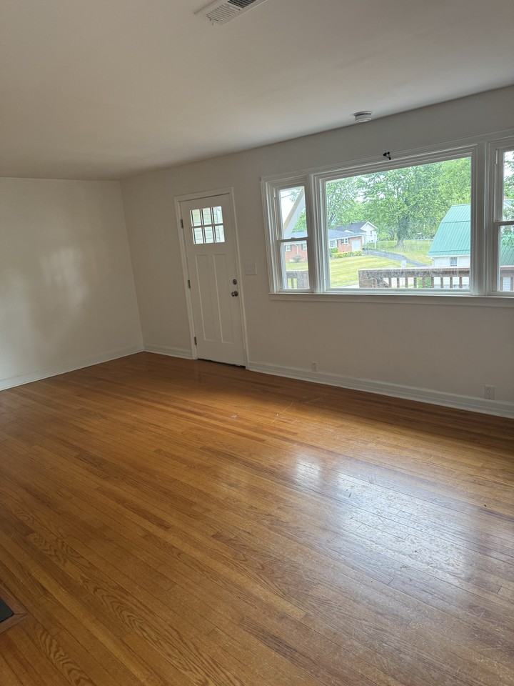3005 Shipley St #1 - Photo 7 of 20