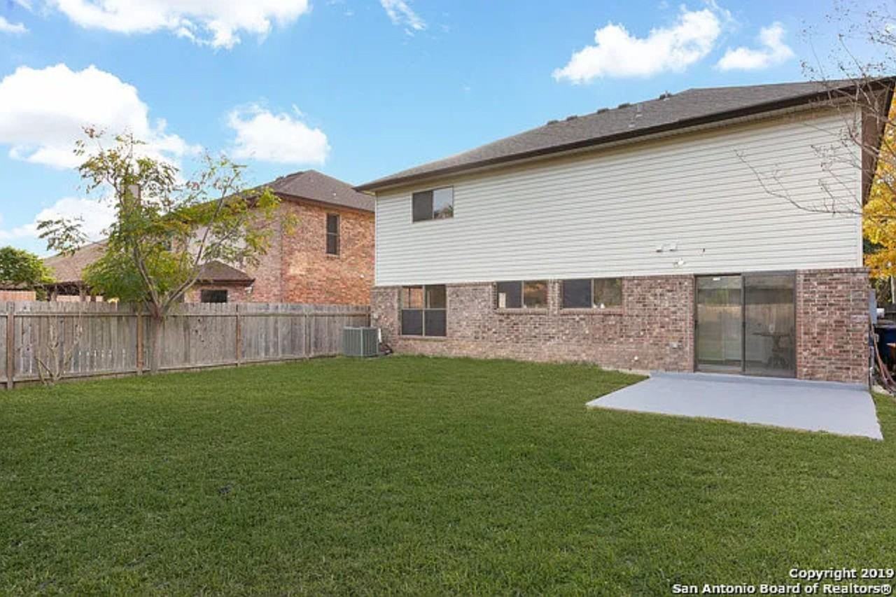 13130 Regency Bnd - Photo 5 of 24