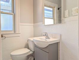 featured image of 1095 Gladstone Ave #3