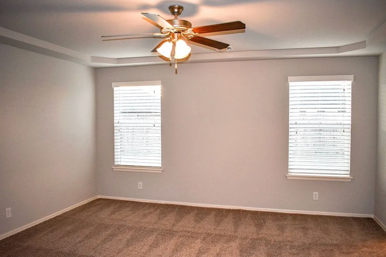 7218 S Laurel Pl - Photo 6 of 13