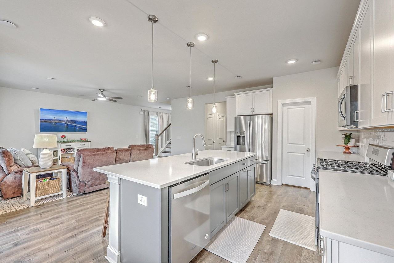 185 Wappoo Trace Ln - Photo 7 of 34