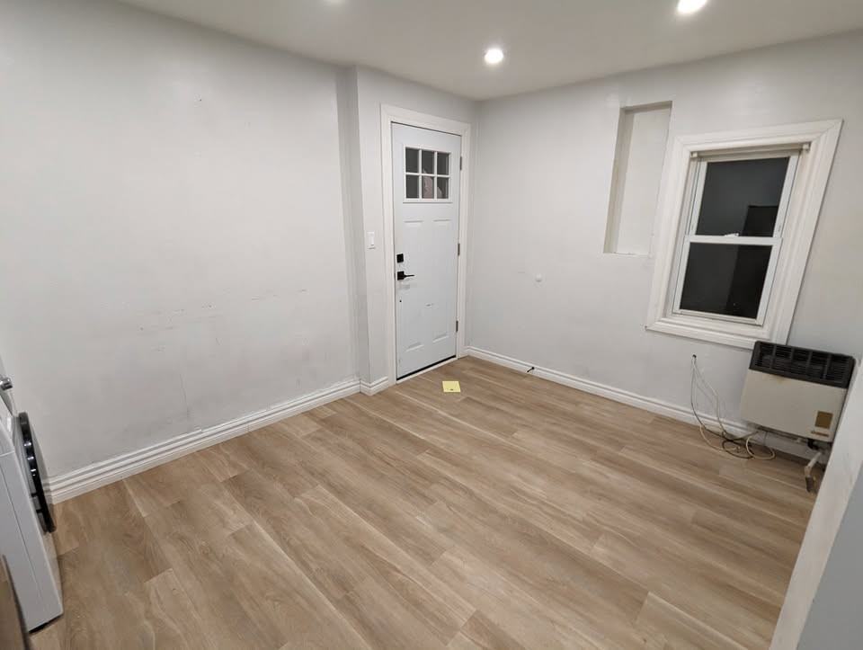972 Langlois Ave #5 - Photo 7 of 10
