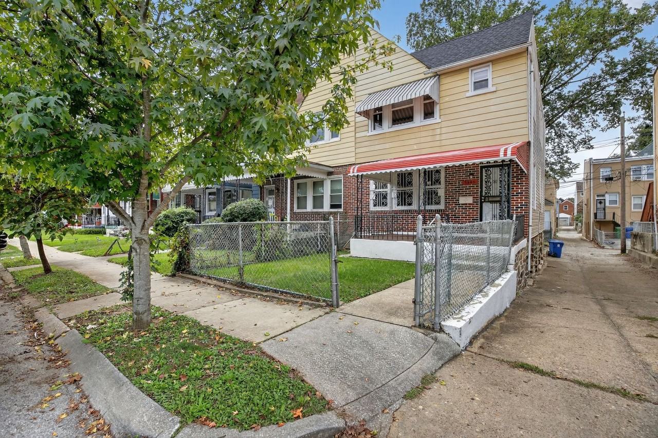 5446 Narcissus Ave - Photo 4 of 34
