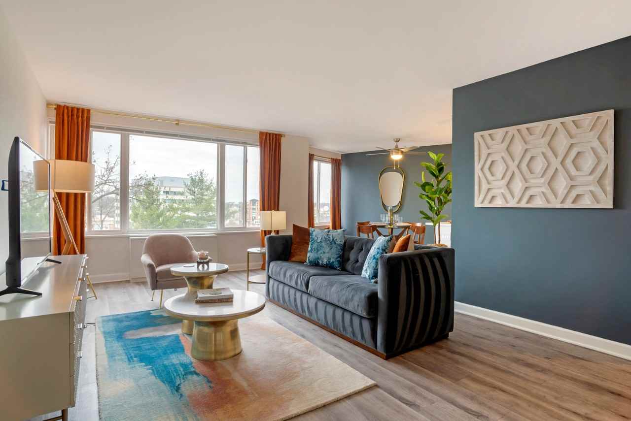 Shirlington House - Photo 7 of 32