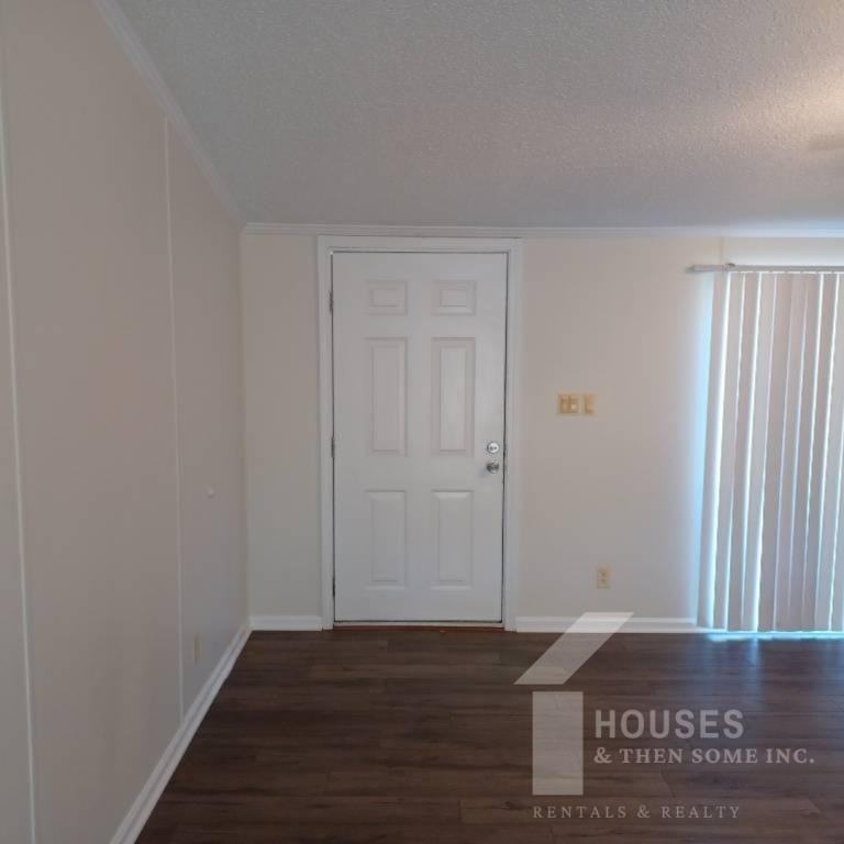 224 Double Bridge Rd - Photo 2 of 23