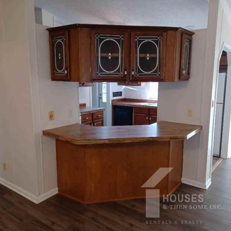 224 Double Bridge Rd - Photo 4 of 23