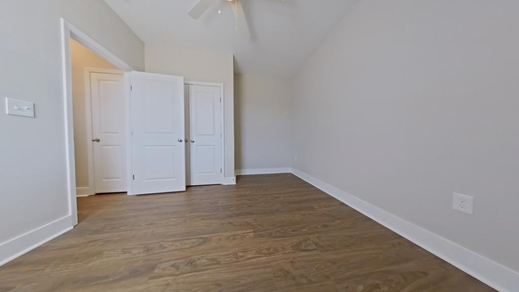 122 Diver Dr - Photo 6 of 14