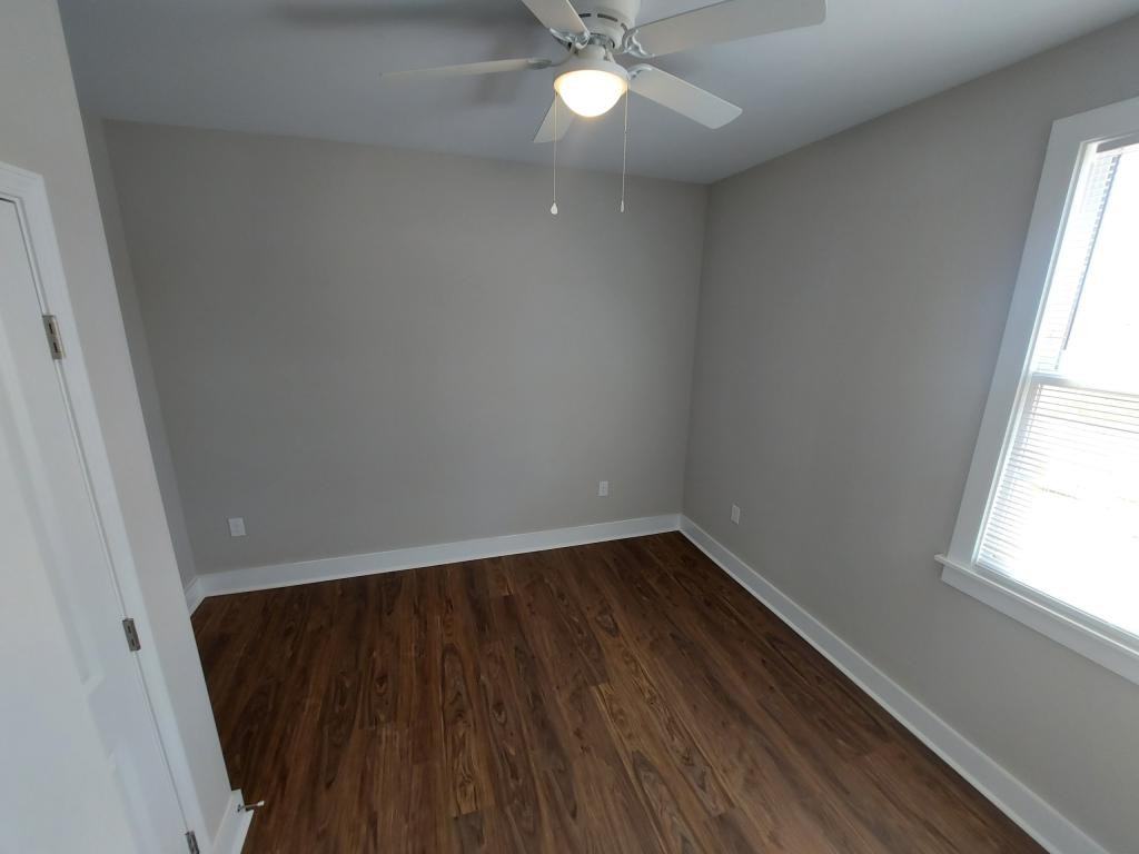 122 Diver Dr - Photo 7 of 14