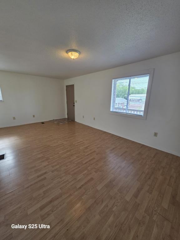 1305 S Plate St Apt H - Photo 6 of 7