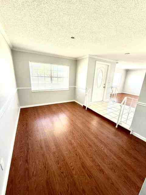 3007 Telka Lynn Dr - Photo 2 of 11
