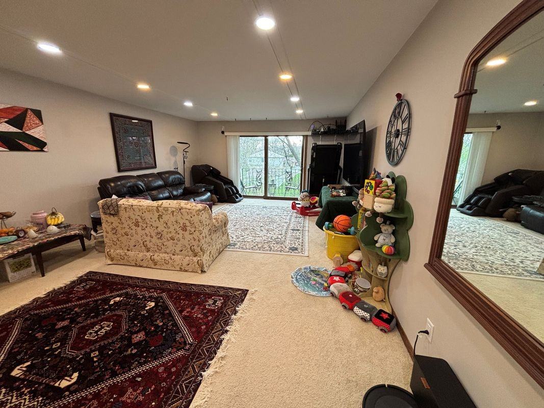 7530 N Port Washington Rd ##203 - Photo 2 of 8