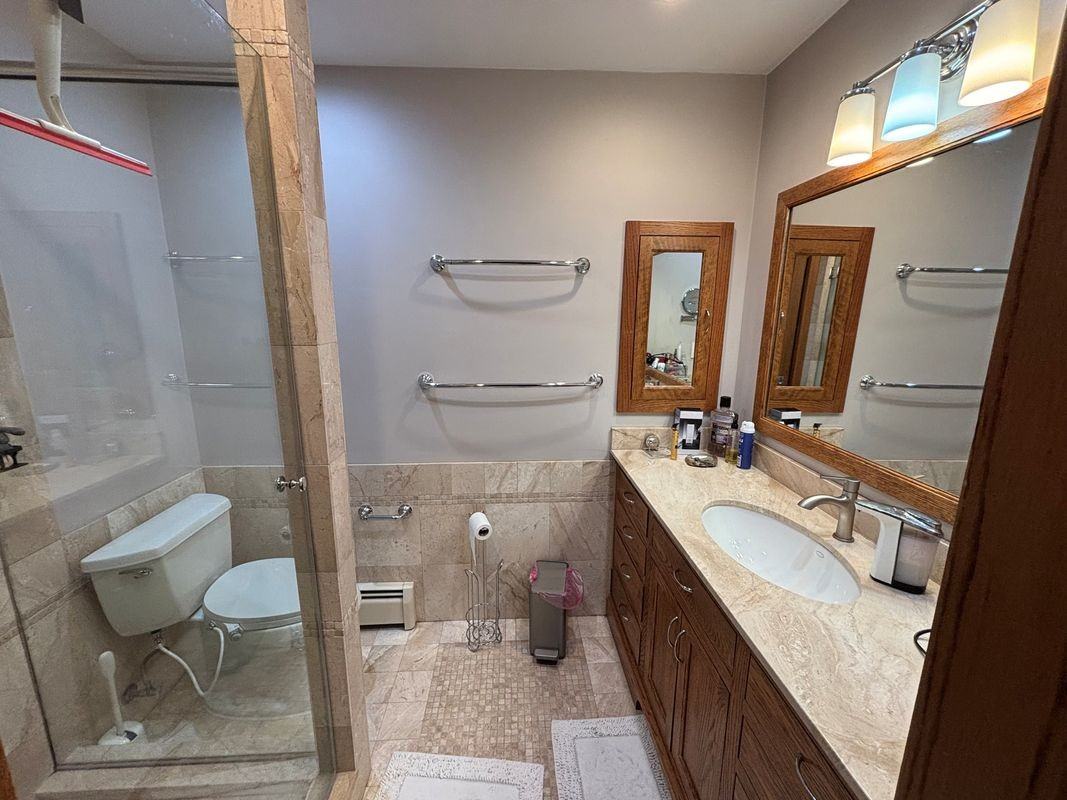 7530 N Port Washington Rd ##203 - Photo 4 of 8