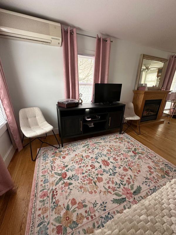 122 Pulteney St - Photo 4 of 9