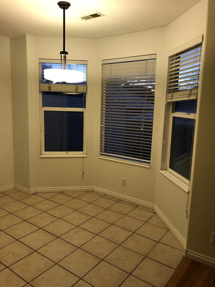 257 N Bliss Ct - Photo 6 of 15
