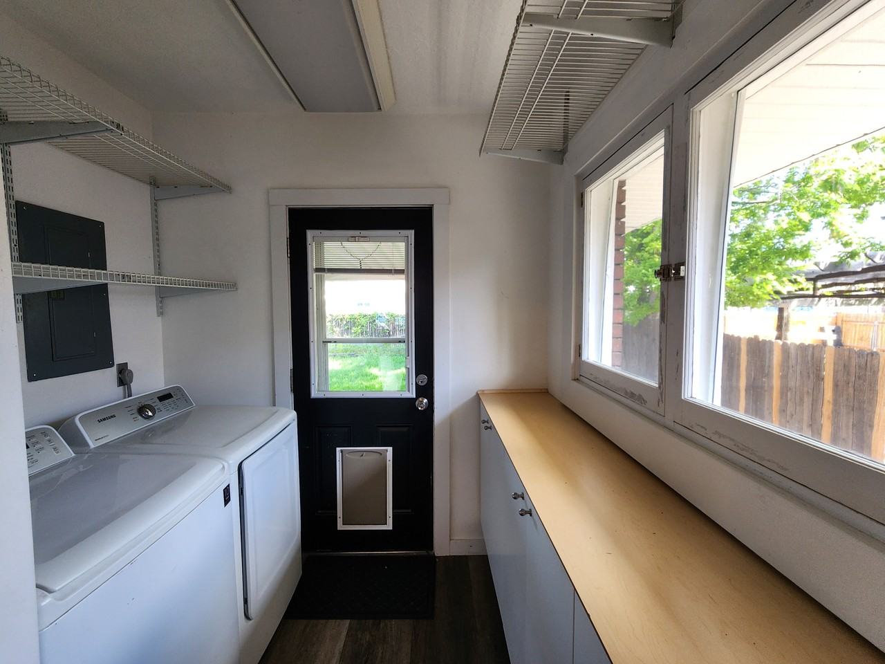 279 E Hubbard Ave - Photo 7 of 14