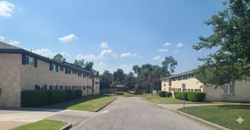 featured image of 4814 Malibu South Apartments
