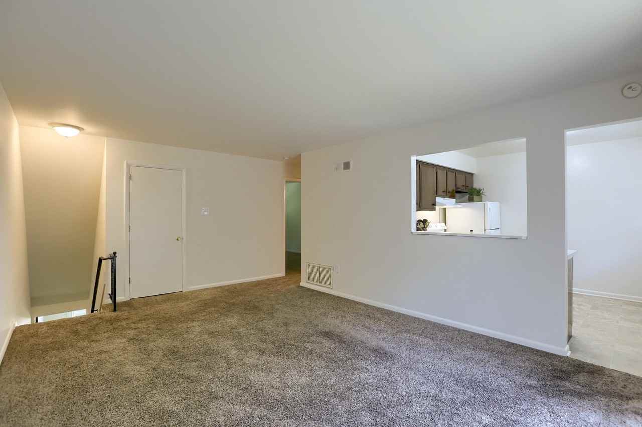 York Bonneview Apartments - Photo 5 of 12