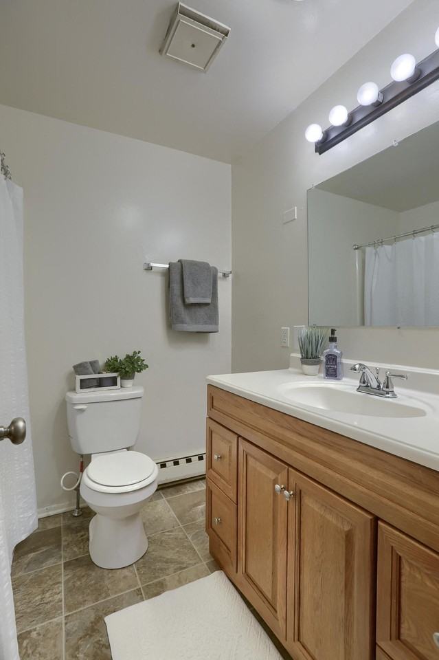 Apartments at Regent Drive - Photo 5 of 21