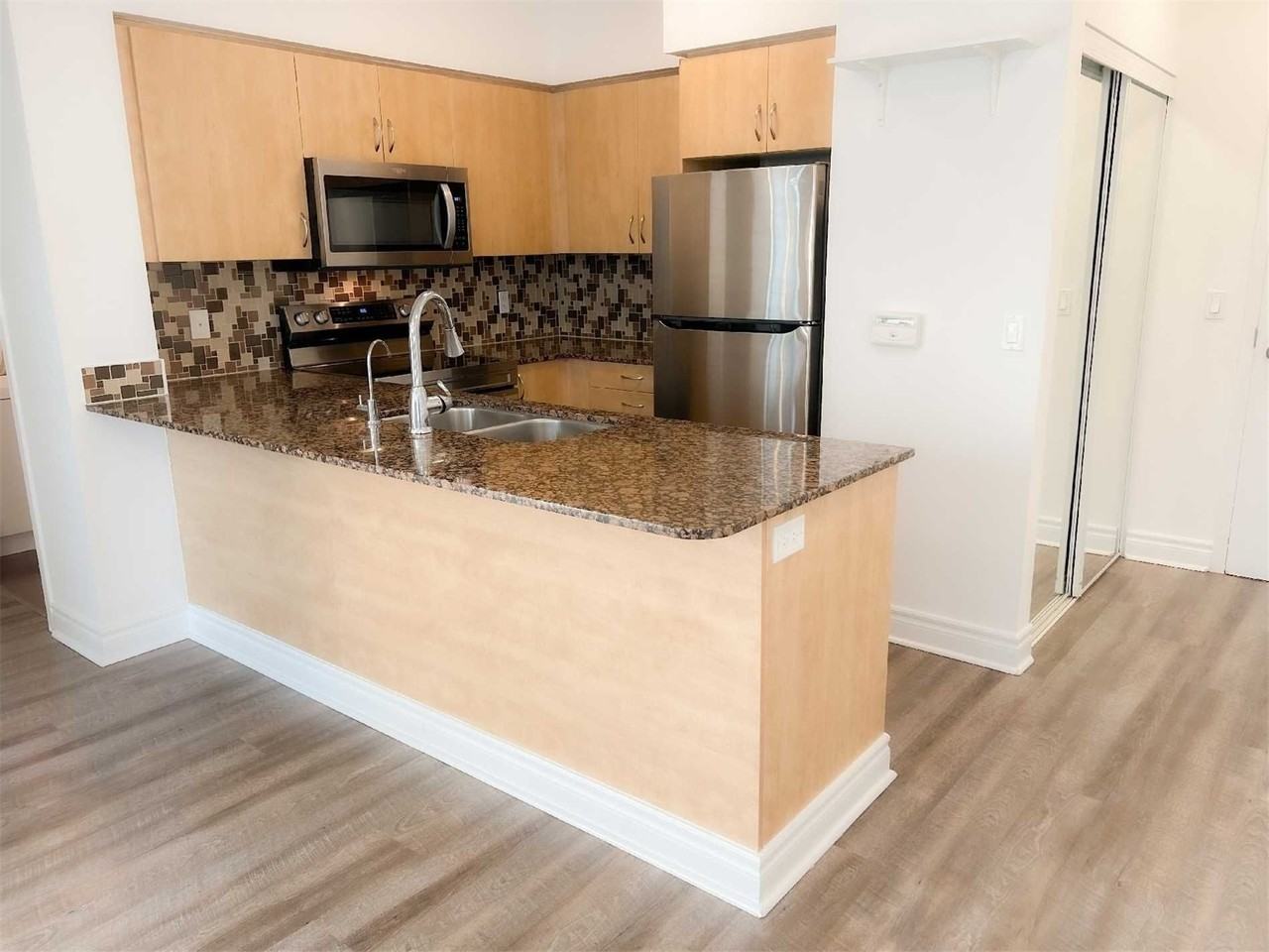 198 Lake Cres #309 - Photo 3 of 19