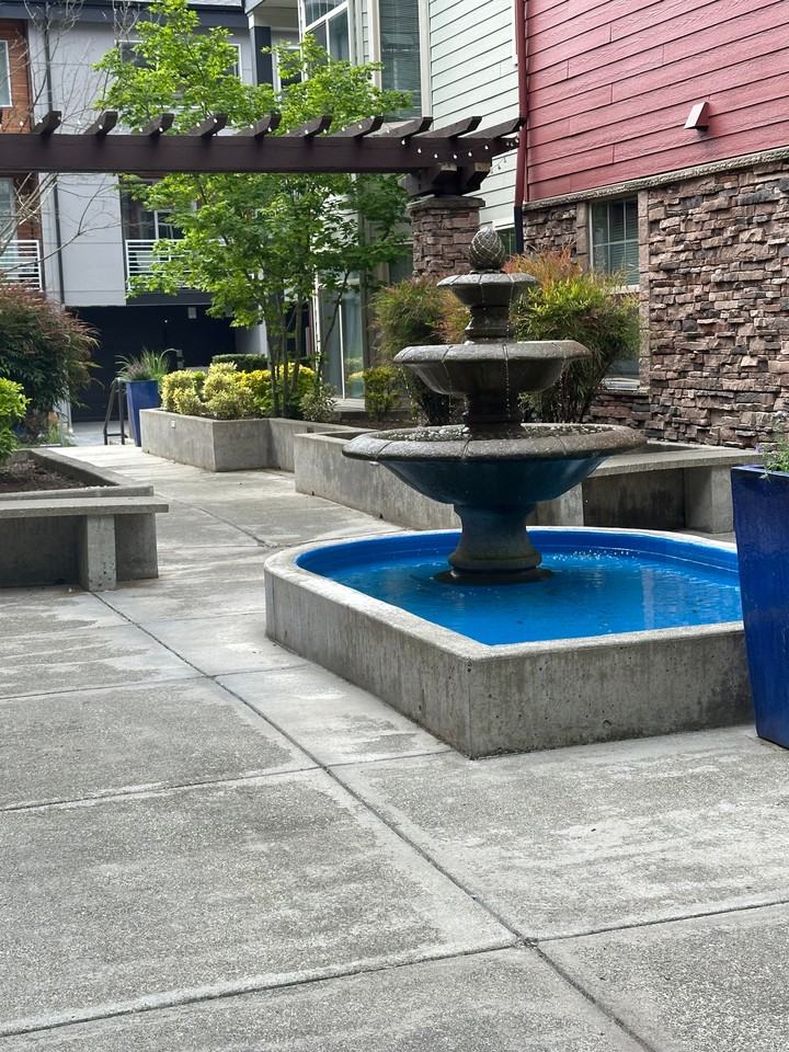 Delano - Photo 2 of 50