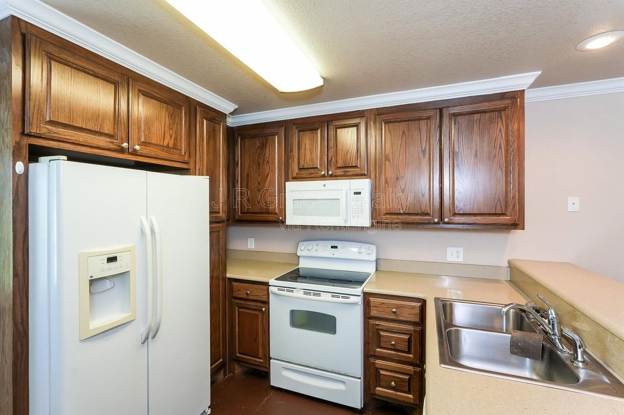 764 Rocky Ridge Flatts - Photo 5 of 15