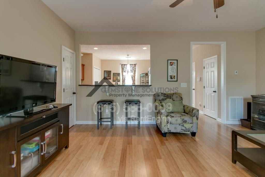 921 Spence Enclave Ct - Photo 3 of 12